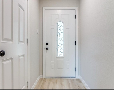 5428 Adams Drive - Photo Thumbnail 2
