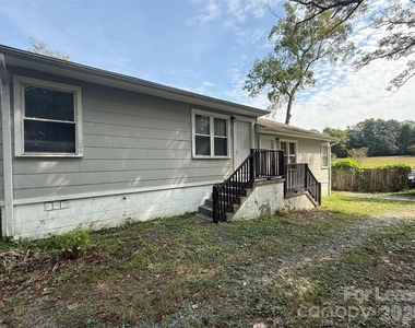 100 E Bradley Street - Photo Thumbnail 1
