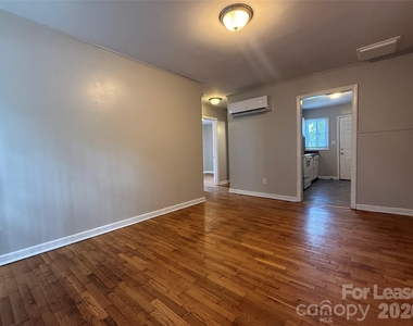 100 E Bradley Street - Photo Thumbnail 4