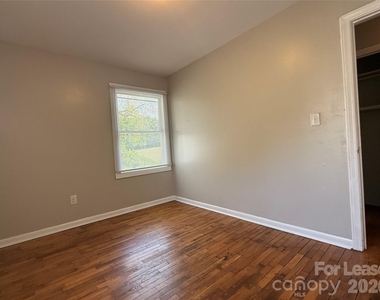 100 E Bradley Street - Photo Thumbnail 16