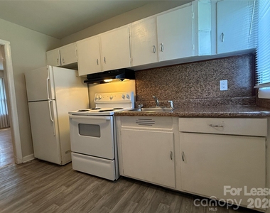 100 E Bradley Street - Photo Thumbnail 7
