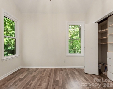 306 S Cedar Street - Photo Thumbnail 8