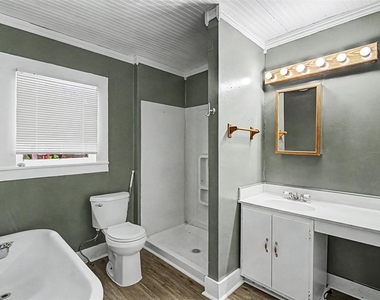 109 Dallas Avenue - Photo Thumbnail 12