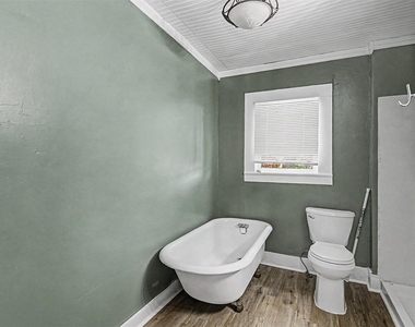 109 Dallas Avenue - Photo Thumbnail 13