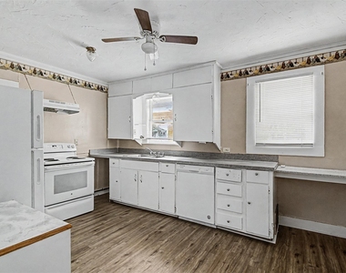 109 Dallas Avenue - Photo Thumbnail 9