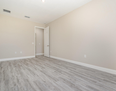 3187 Topsey Avenue Se - Photo Thumbnail 26