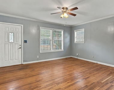 3804 Birchman Avenue - Photo Thumbnail 6