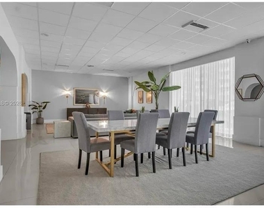 3140 S Ocean Drive - Photo Thumbnail 40