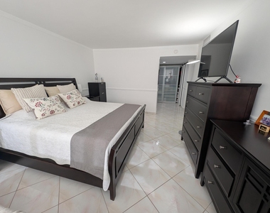 3140 S Ocean Drive - Photo Thumbnail 18