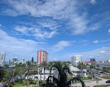 3140 S Ocean Drive - Photo Thumbnail 10