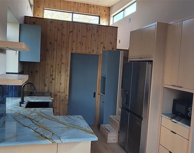 6704 County Road 437 - Photo Thumbnail 3