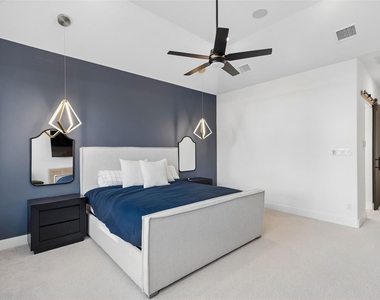 580 Neale Street - Photo Thumbnail 26