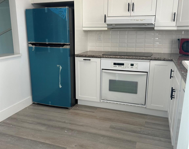 9440 Sw 8th Street - Photo Thumbnail 3
