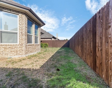 8312 Whistling Duck Drive - Photo Thumbnail 33