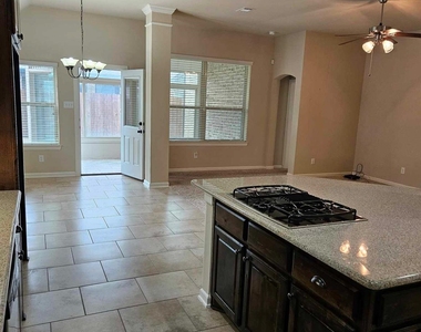 8312 Whistling Duck Drive - Photo Thumbnail 7