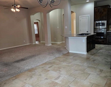 8312 Whistling Duck Drive - Photo Thumbnail 15
