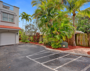 728 Ne 7th Avenue - Photo Thumbnail 2