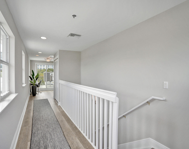 728 Ne 7th Avenue - Photo Thumbnail 39