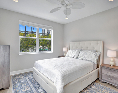 728 Ne 7th Avenue - Photo Thumbnail 44