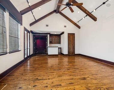 1634 Torrey Pines Lane - Photo Thumbnail 27