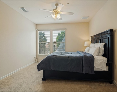 1634 Torrey Pines Lane - Photo Thumbnail 35