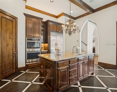 1634 Torrey Pines Lane - Photo Thumbnail 13