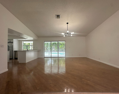 9135 Nw 3rd Court - Photo Thumbnail 7
