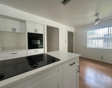 9135 Nw 3rd Court - Photo Thumbnail 15