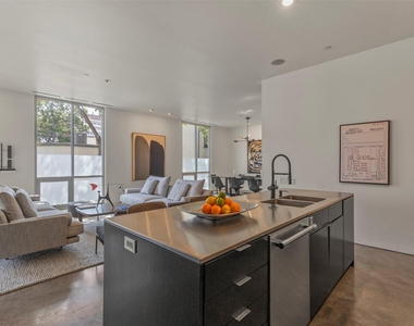 3740 Holland Avenue - Photo Thumbnail 4