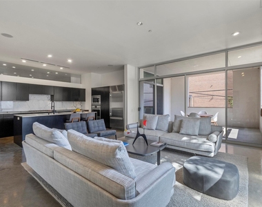 3740 Holland Avenue - Photo Thumbnail 2