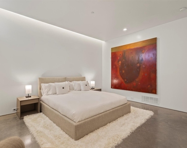 3740 Holland Avenue - Photo Thumbnail 20