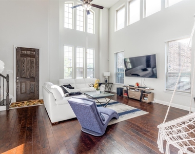 7313 Rockford Court - Photo Thumbnail 1