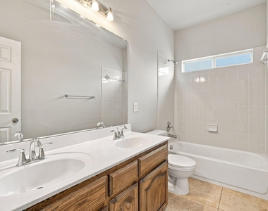 1020 Lake Hollow Drive - Photo Thumbnail 21