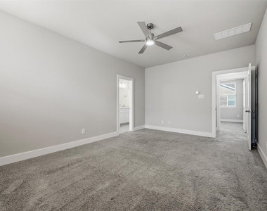 2646 Carolwood Lane - Photo Thumbnail 21