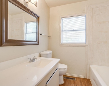 2812 Cordone Street - Photo Thumbnail 11