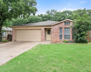 1217 Hidden Creek Drive - Photo Thumbnail 2