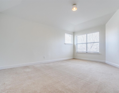 4667 Edith Street - Photo Thumbnail 19