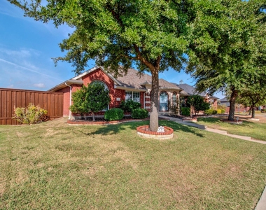 9453 Mirror Fountain Circle - Photo Thumbnail 2