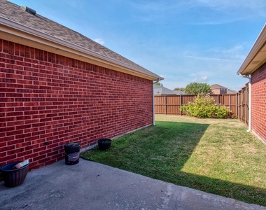 9453 Mirror Fountain Circle - Photo Thumbnail 25