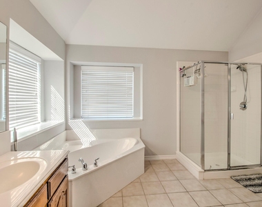 9453 Mirror Fountain Circle - Photo Thumbnail 20