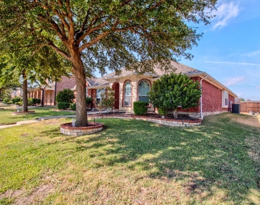 9453 Mirror Fountain Circle - Photo Thumbnail 1