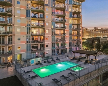 1001 Belleview Street - Photo Thumbnail 17