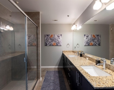 1001 Belleview Street - Photo Thumbnail 10