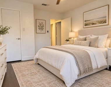 5740 Martel Avenue - Photo Thumbnail 6