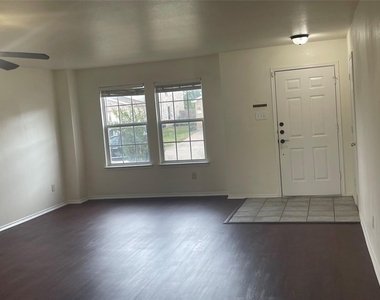 6716 Barred Owl Road - Photo Thumbnail 2