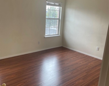 6716 Barred Owl Road - Photo Thumbnail 32