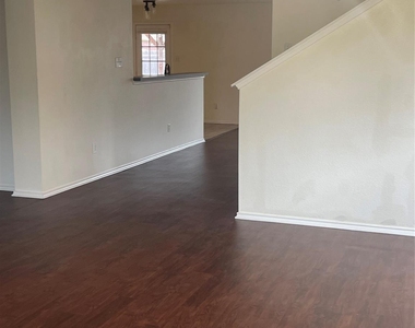 6716 Barred Owl Road - Photo Thumbnail 5