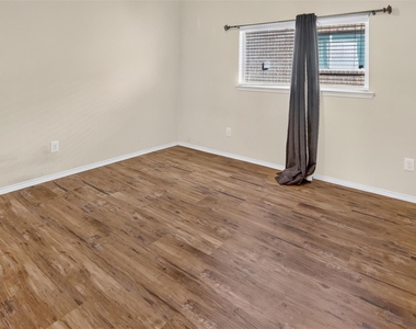 2917 Yoakum Street - Photo Thumbnail 22