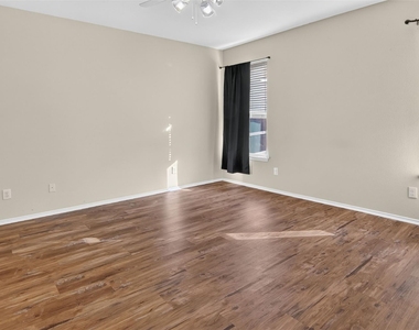 2917 Yoakum Street - Photo Thumbnail 17