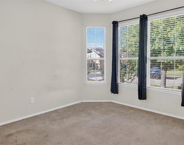 2917 Yoakum Street - Photo Thumbnail 21